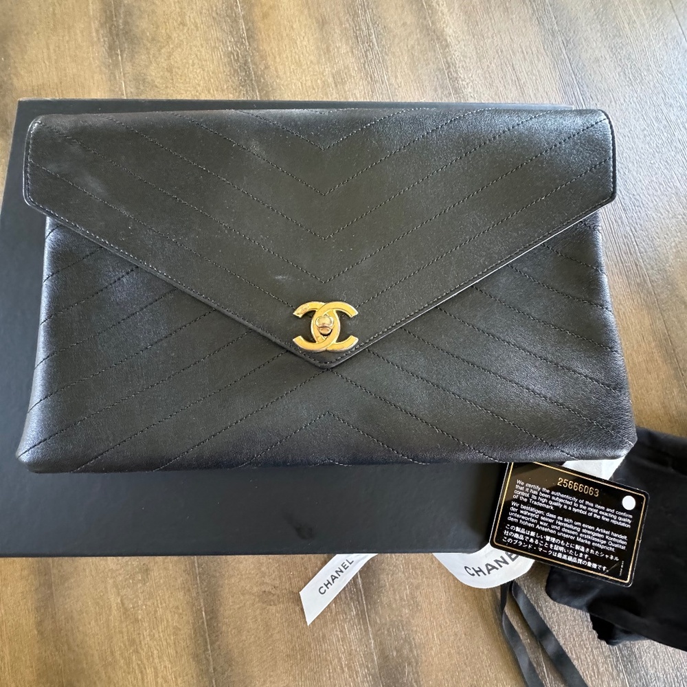 CHANEL 18S Envelope Clutch Bag